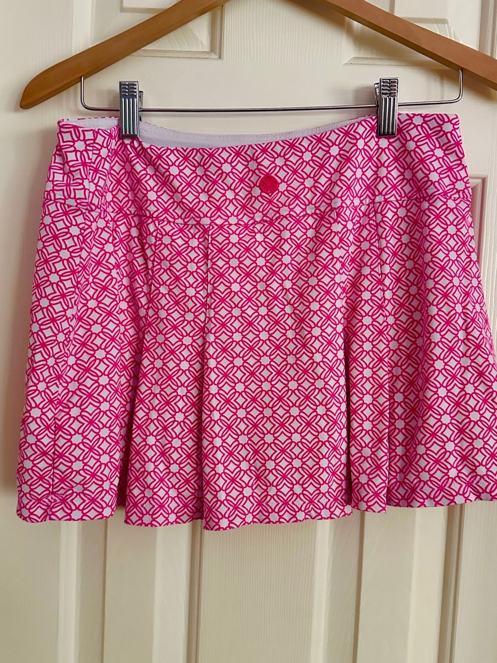 Lilly Pulitzer Pink Patterned athletic skirt with built in shorts